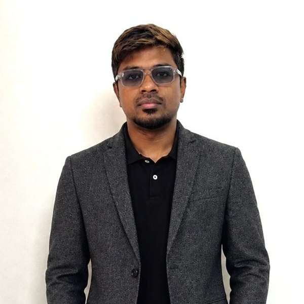 Neeraj Vasudevan, SEBI Registered Research Analyst